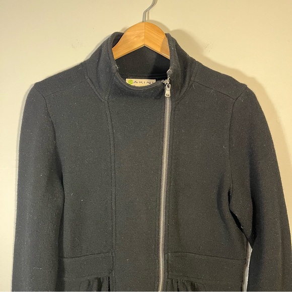 Akini Black Zippered Wool Blend Coat Size Large - Picture 2 of 10